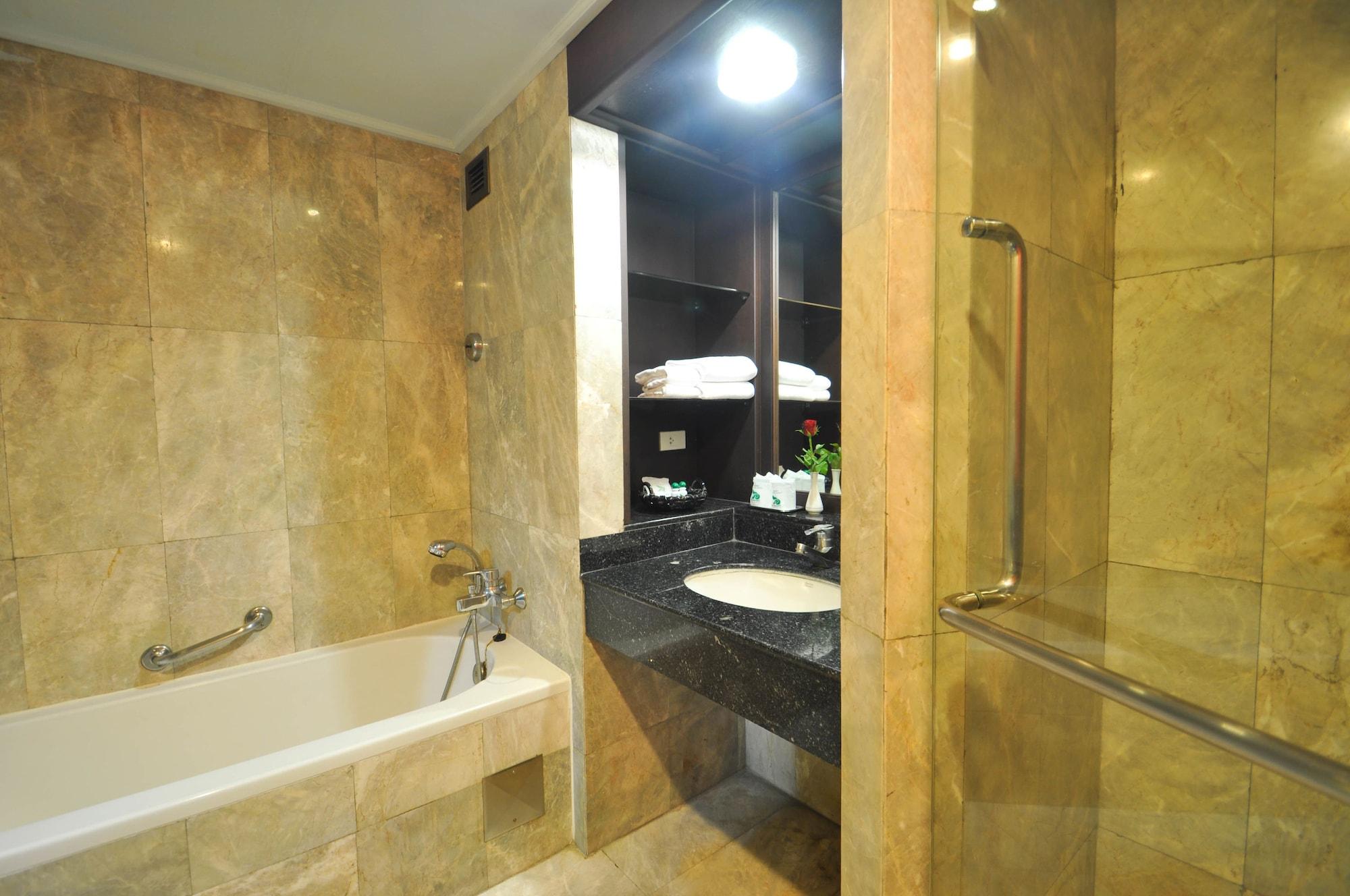 Bp Grand Suite Hotel Hat Yai Exterior foto