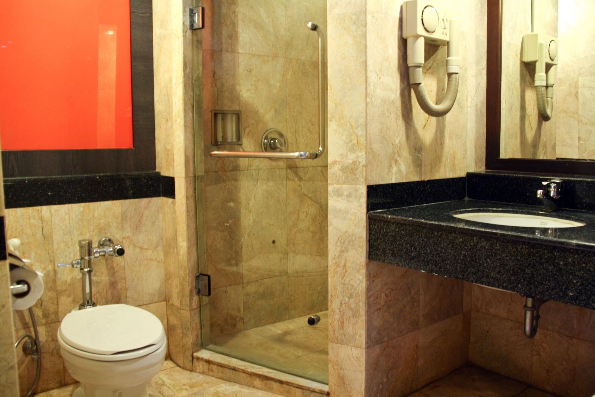 Bp Grand Suite Hotel Hat Yai Exterior foto