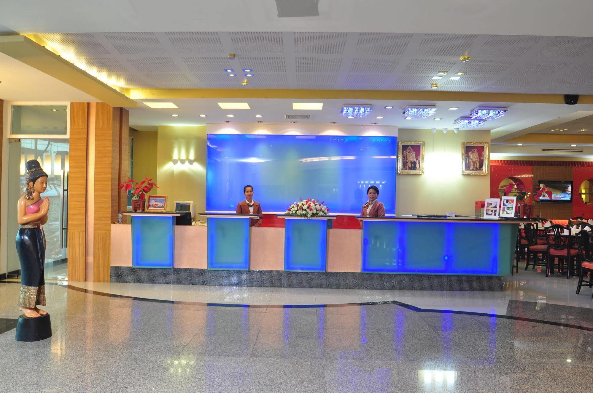 Bp Grand Suite Hotel Hat Yai Exterior foto