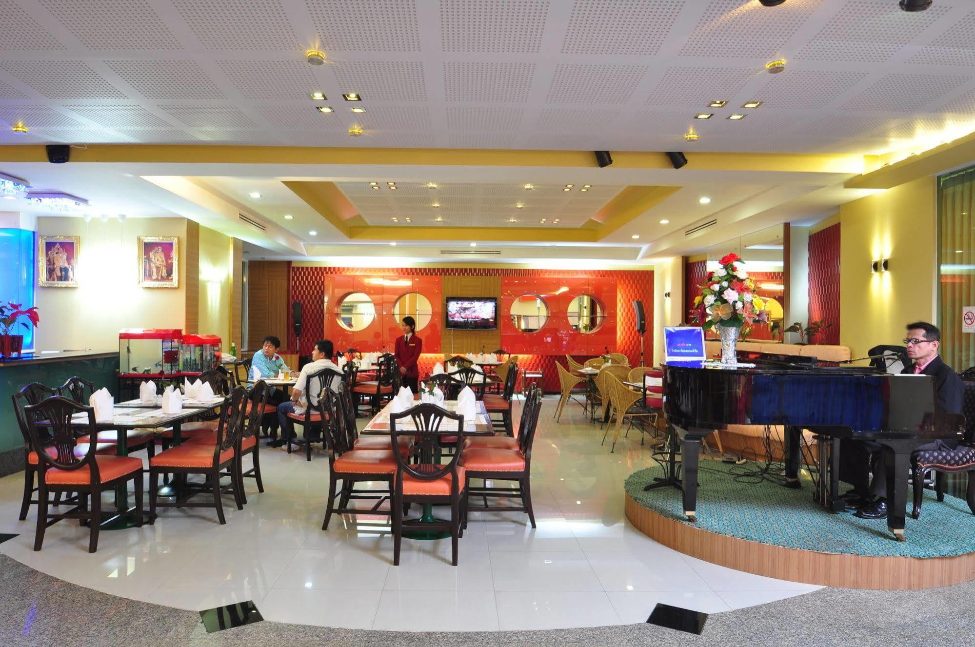 Bp Grand Suite Hotel Hat Yai Exterior foto